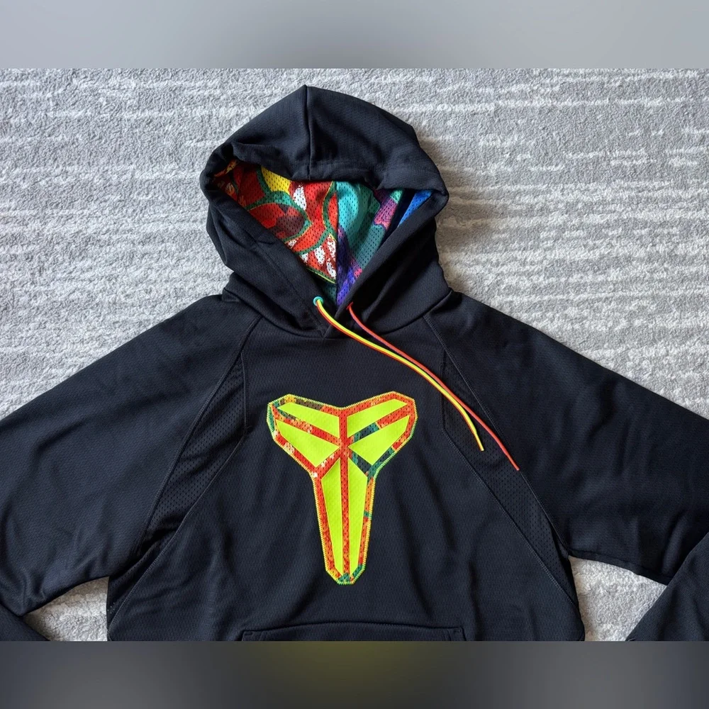 Nike What The Kobe 8 Therma Fit Pullover Hoodie